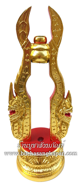 ขาตั้งตราลปัตรปิดทอง ทรงเสาชิงช้า