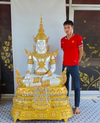 พระจักรพรรดิ์ทรงเครื่อง, พระมหาจักรพรรดิ, ปาฏิหาริย์ บทสวด จักร พร ร ดิ์ ,พระพุทธรูปปางจักรพรรดิ์